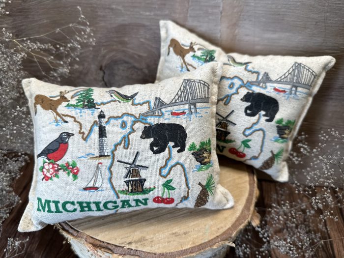 Balsam Pillow_MI_1